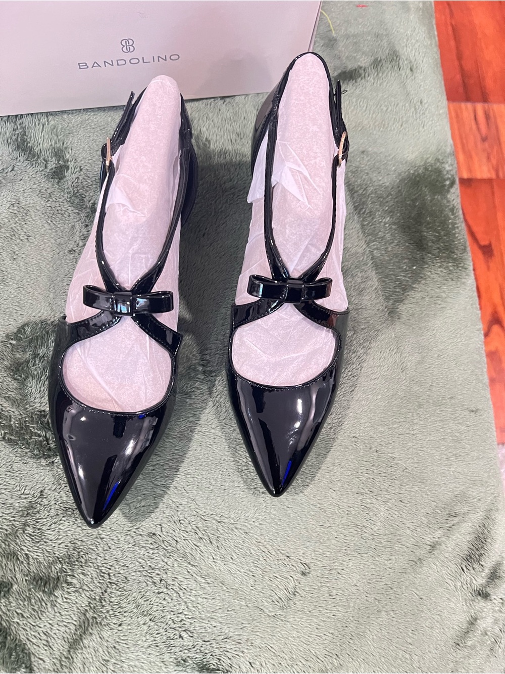 Bandolino Zeffer Black Patent Pumps